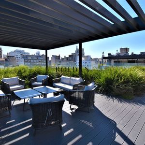 Apartamento Venta Centro 2 Dormitorios Garaje A Metros De Avenida 18 De Julio Seguridad 24hs Impecable