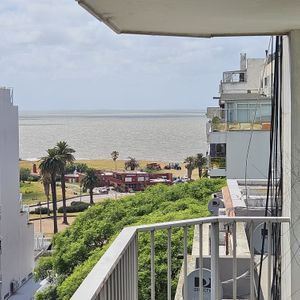 Venta! Bajo. Excelente Planta De 130mts En Punta Carretas.