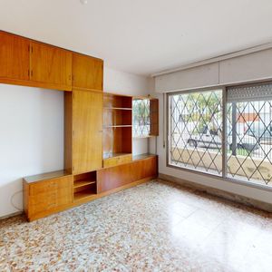 Apartamento En Venta Versátil Con Diseño Retro Y Moderno En Buricayupi, Montevideo