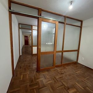 Torre Uruguay. Piso Alto. Reciclada!