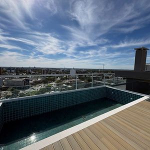 Blanqueada .apartamento A Estrenar De 1 Dormitorio  Cochera Blanqueada Balcón Y Vistas Panorámicas