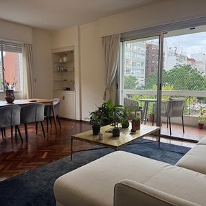 A 1 De Rambla. Amplio Y Luminoso. 3 Dorms + 2 Baños Completos, Garage