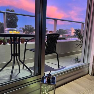 Apartamento En Buceo Con Muebles. 1d, 1b, Terraza.