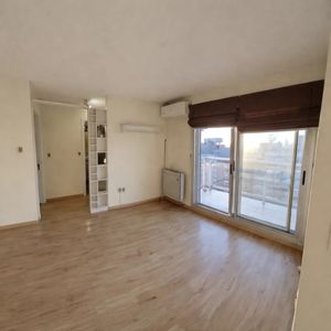 Alquiler| Apartamento Tres Cruces 1 Dormitorio Con Balcon