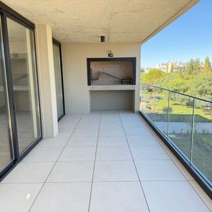 Alquiler - Apartamento Con Garaje - Barrio Parques Entre San Nicolás Y Los Olivos - 2 Dormitorios