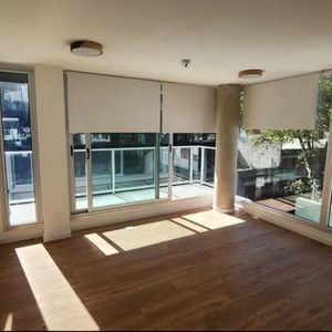 Exclusivo Apartamento A Estrenar En Alquiler, 2 Dormitorios Y Garage, Ubicación Premium En Soriano Y Paraguay.