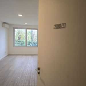 Alquiler De Oficina En Exclusiva Ubicación En Carrasco
