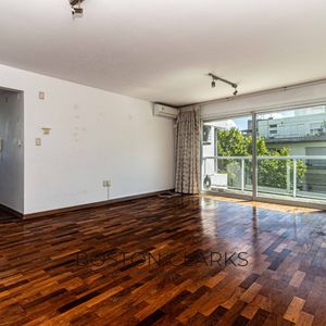 Apartamento De Dos Dormitorios En Venta En Pocitos