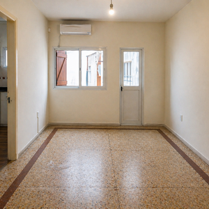 Oportunidad Real En Cordón Sur Ideal Inversión O Vivienda, 2dormitorios Con Terraza Y Balcon