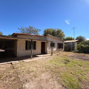 Venta De Terreno Con Mejoras En Parque Del Plata Norte