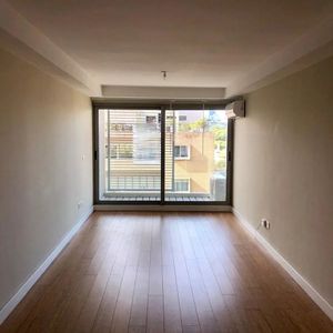 Alquiler Moderno En Punta Carretas/ Golf, De 1 Dormitorio, Balcon, Garaje Compartido, Barbacoa