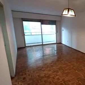 Alquiler Apartamento 3 Dormitorios Y 2 Baños En Cordón | Próximo A Tres Cruces