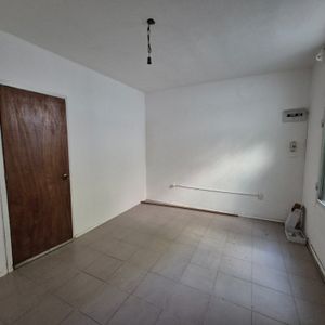 Alquiler Para Oficinas O Vivienda En El Centro, Gran Azotea Con Parrillero