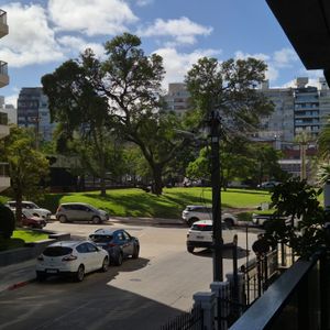 3 Dormitorios + Servicio, Gran Patio Con Parrillero, A Pasos De Villa Biarritz