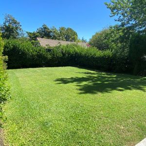 Exclusiva Planta Baja Con Jardín Privado. Impecable Y Amplio. Se Ofrece Amueblado O Sin Amueblar.