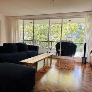 Piso Alto, 1 Por Piso, Reciclado Minimalista Gran Terraza En Punta Carretas