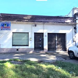 *reservado** Vendo Casa Grande C/garaje Para Actualizar  Ideal Empresas, Sótano, Fondo 260m2 En Paso Molino