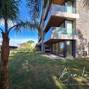Apartamento A La Venta En Carrasco Con Jardin