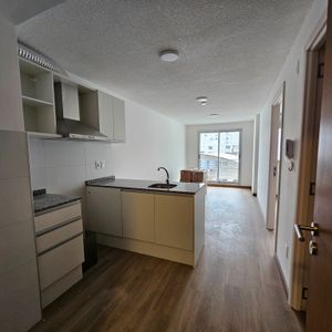 Alquiler 1 Dormitorio A Estrenar ,tres Cruces