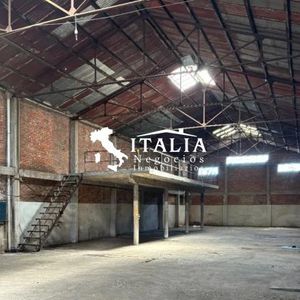 Galpones 3800 M2 Zona Colon Cesar Mayo Gutierrez