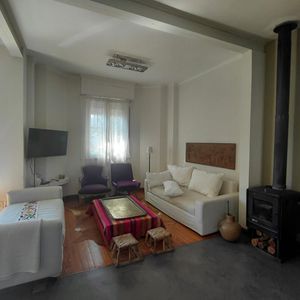 Apartamento De Dos Dormitorios Amoblado, Pocitos, Montevideo