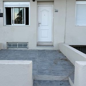 Alquiler En Punta Gorda De 2 Dormitorios, Planta Baja, Patios, Sin Gastos
