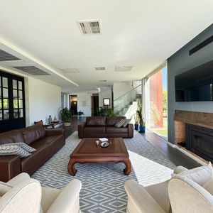 Casa Venta 4 Dormitorios - Barrio Carmel