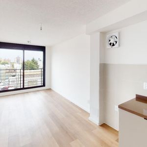 Alquiler De 1 Dormitorio Con Terraza Al Frente - La Blanqueada