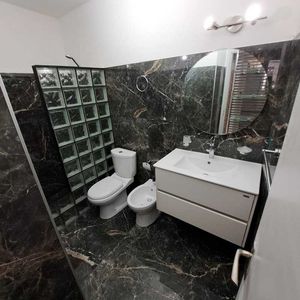 Pasos Bvar España Y Blanes A Estrenar 3 O 4 Dorm, Pisos Plastif. Coc Y Baño De Revista ,  Tza C/parrillero, Play Room O Escritorio - Véala !!!