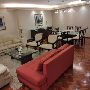 Alquiler En Pocitos Amueblado, 3 Dormitorios Y Servicios, 2 Baños, Calefaccion, Garaje, Porteria