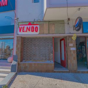 Local Comercial Sobre Av.italia
