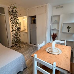 Apartamento Monoambiente Reciclado Y Amueblado Con Todo Para Ingresar Sobre Gorlero