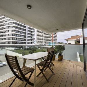 Venta De Departamento Esquinero Con Unidad Adicional En Torre Chronos - Punta Del Este