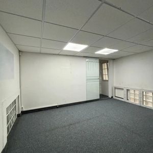 Alquiler Local Comercial 60 M2 En Cordón