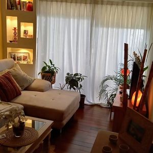 Alquiler En Pocitos De 1 Dormitorio, Piso 2, Terrazas, Porteria Virtual