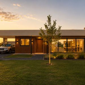 Divina Y Moderna Residencia A Estrenar En Mirador Tahona, 3 Dormitorios En Una Planta, Amplio Terreno.