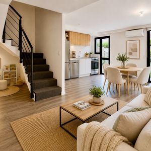 Con Renta (alquilado) - Apartamento En Venta, 2 Dormitorios, Fondo, Cochera,  Prado Sur