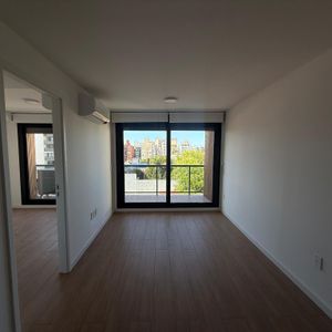 Alquiler Apartamento A Estrenar En Pocitos Con Cochera