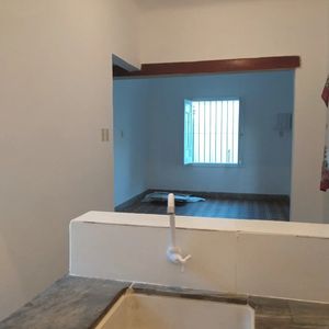 Alquiler En La Teja/ Paso Molino, 2 Dormitorios, Entrada Independiente, Patio Y Parrillero, Sin Gastos Comunes
