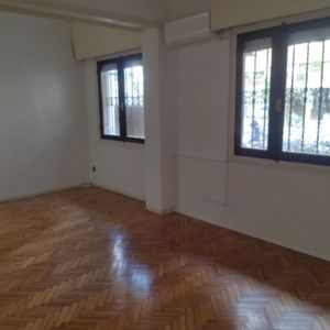 Excelente Ubicación En Punta Carretas – 1 Dormitorio Con Patio