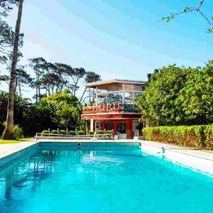 Casa En Venta - Playa Mansa, Punta Del Este