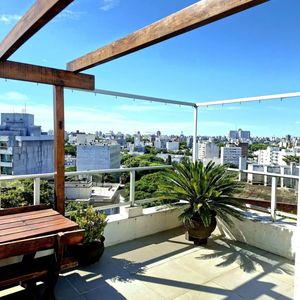 Apartamento Pent-house Dúplex En Pocitos | 140 M2 | Tarraza Con Parrillero | Garage