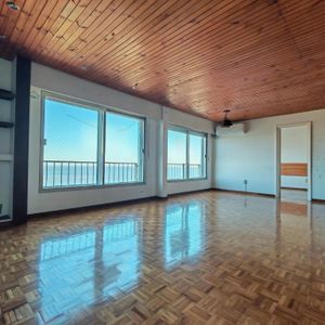 Apartamento En Venta - 2 Dormitorios - 2 Baños - Terraza - Malvín