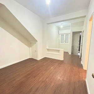 Se Alquila Excelente Casa Ubicada En Pocitos