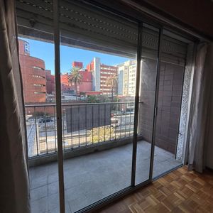 Alquiler Apartamento En Tres Cruces 2 Dormitorios