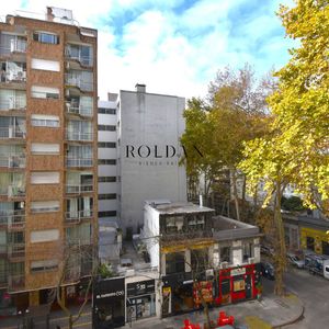 Apartamento Alquiler Pocitos 2 Dormitorios Garaje Parrillero Calefacción A Metros Del Mar Impecable
