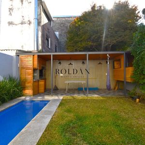 Casa Alquiler Cordon 6 Dormitorios Garaje Fondo Verde Piscina Parrillero Impecable Vivienda O Empresa