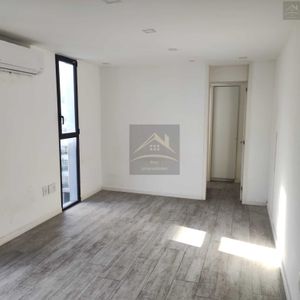 Venta Monoambiente Con Garaje En Punta Carretas, A Pasos Del Mar