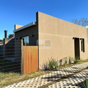 última Casa A Estrenar En Alquiler En Complejo Dos Horneros!