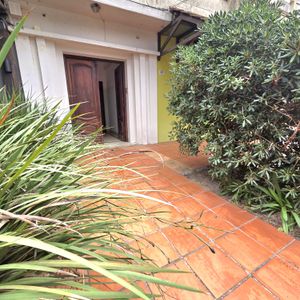 **reservado**apartamento Sobre Avenida Bolivia 1 Dorm Al Frente Piso 1 X Escalera Carrasco
